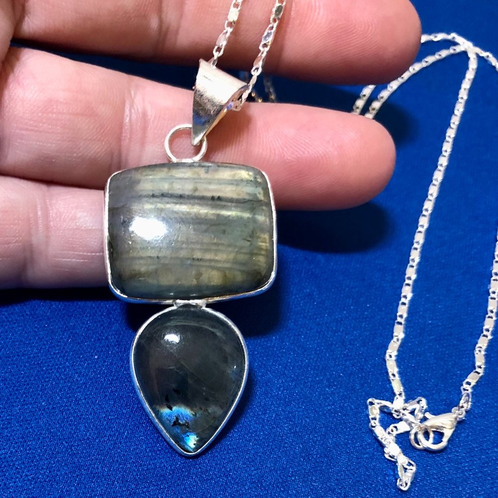 Firey Labradorite Gemstone 925 Stamped Sterling Silver Plated Necklace.